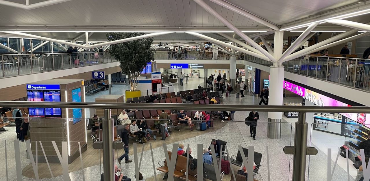 Lufthansa Airlines BRS Terminal