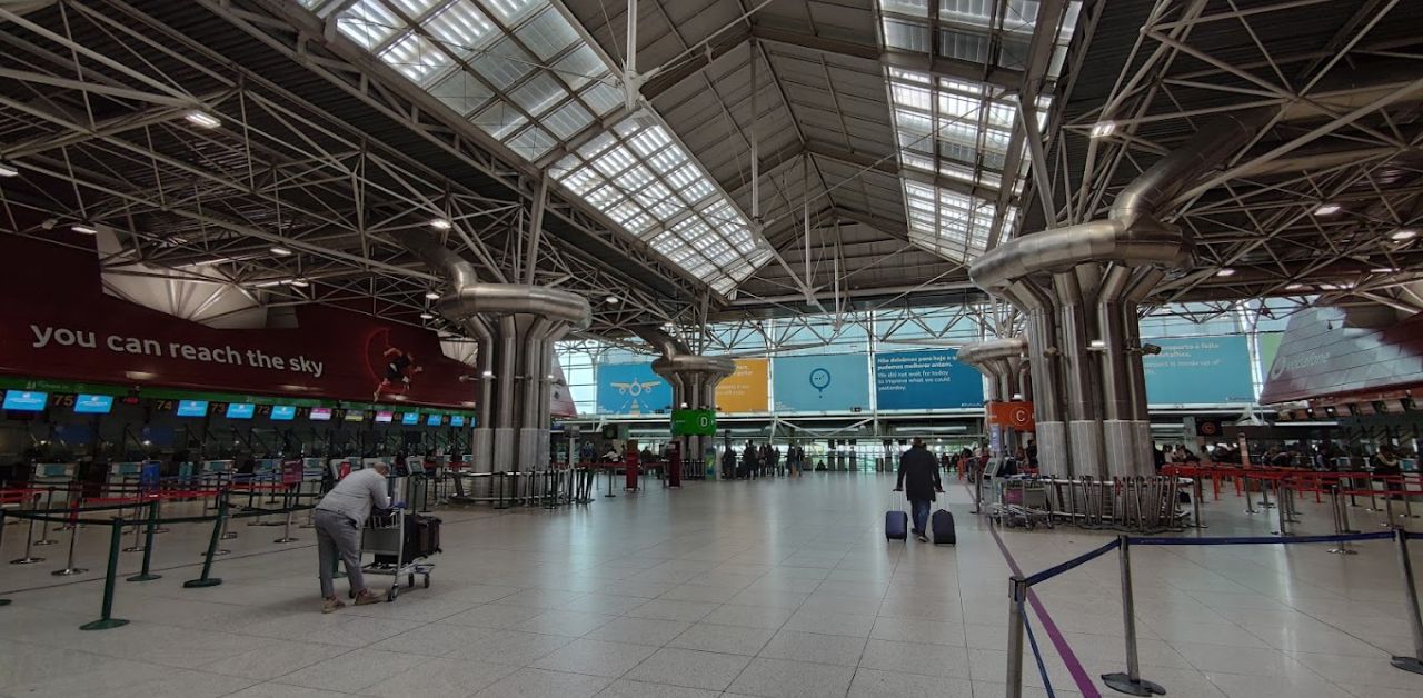 Lufthansa Airlines LIS Terminal